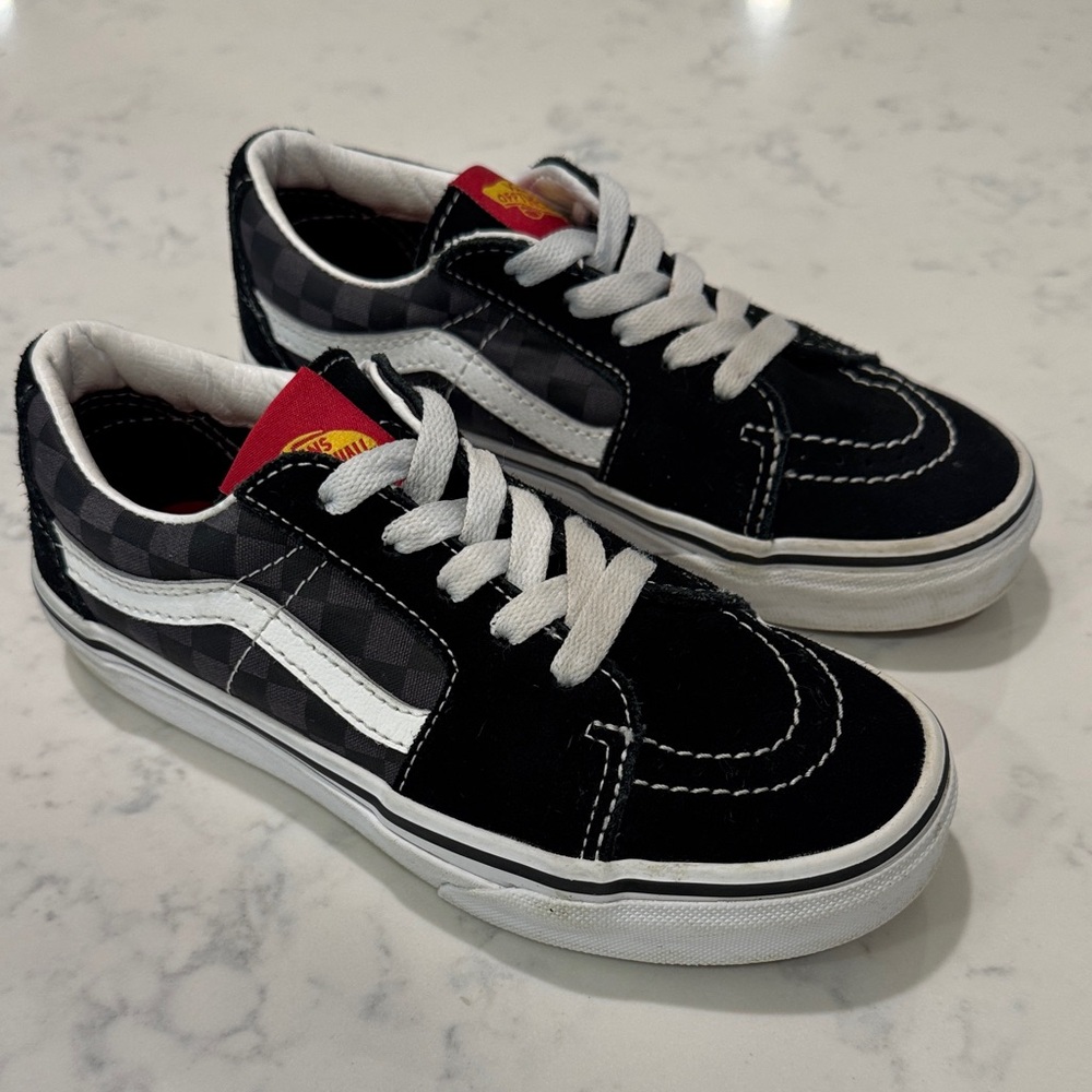 VANS Youth Boys Black & White Checkerboard Low-Top Sneakers Tetro Classic SIZE 2